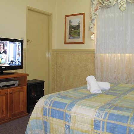Cedar Lodge Cabins Маунт-Вікторія Екстер'єр фото